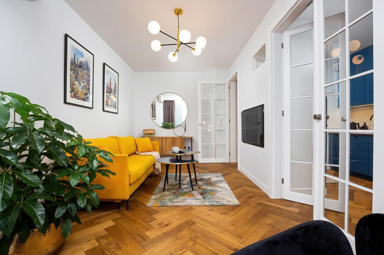 Sienna 65 Premium Apartment With Parking In Warsaw By Renters Prestige エクステリア 写真